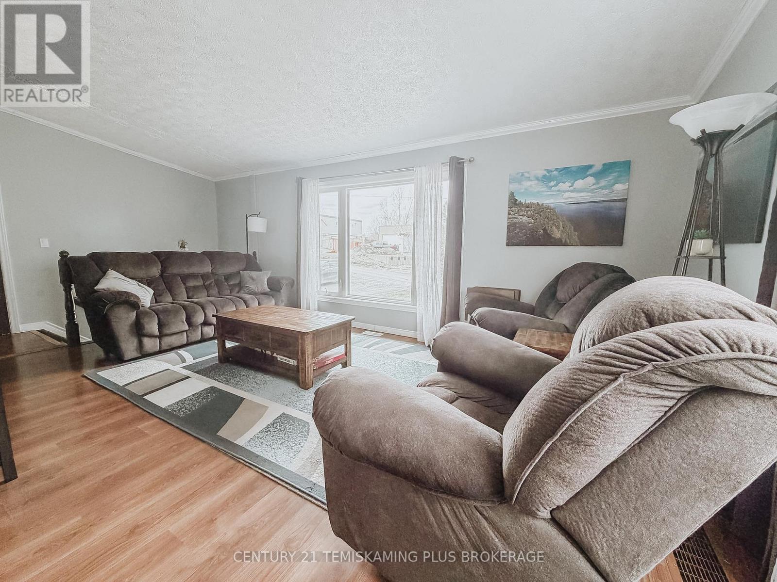 494 Amwell Street, Temiskaming Shores, Ontario  P0J 1K0 - Photo 17 - T13096588