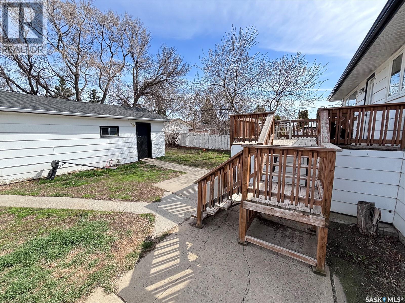 1446 Stadacona Street W, Moose Jaw, Saskatchewan  S6H 6R9 - Photo 25 - SK030874