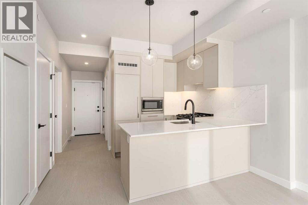 603, 8375 Broadcast Avenue SW, Calgary, Alberta  T3H 6L3 - Photo 7 - A2274615