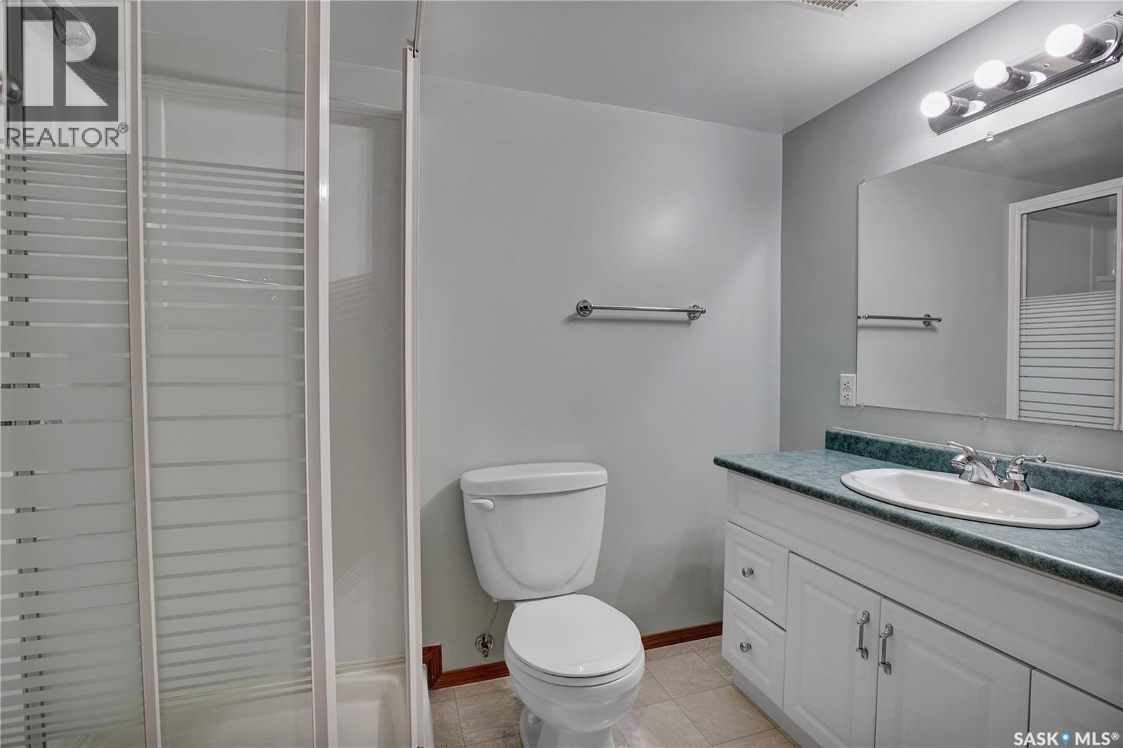 114 Woods Court, Saskatoon, Saskatchewan  S7N 4M2 - Photo 32 - SK035042