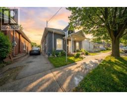 8 MAIN Street, Brantford, Ontario