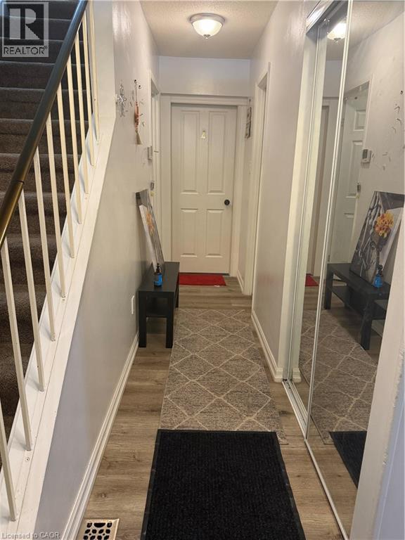 1 Jarvis Street Unit# 413, Hamilton, Ontario  L8R 3J2 - Photo 5 - 40826897
