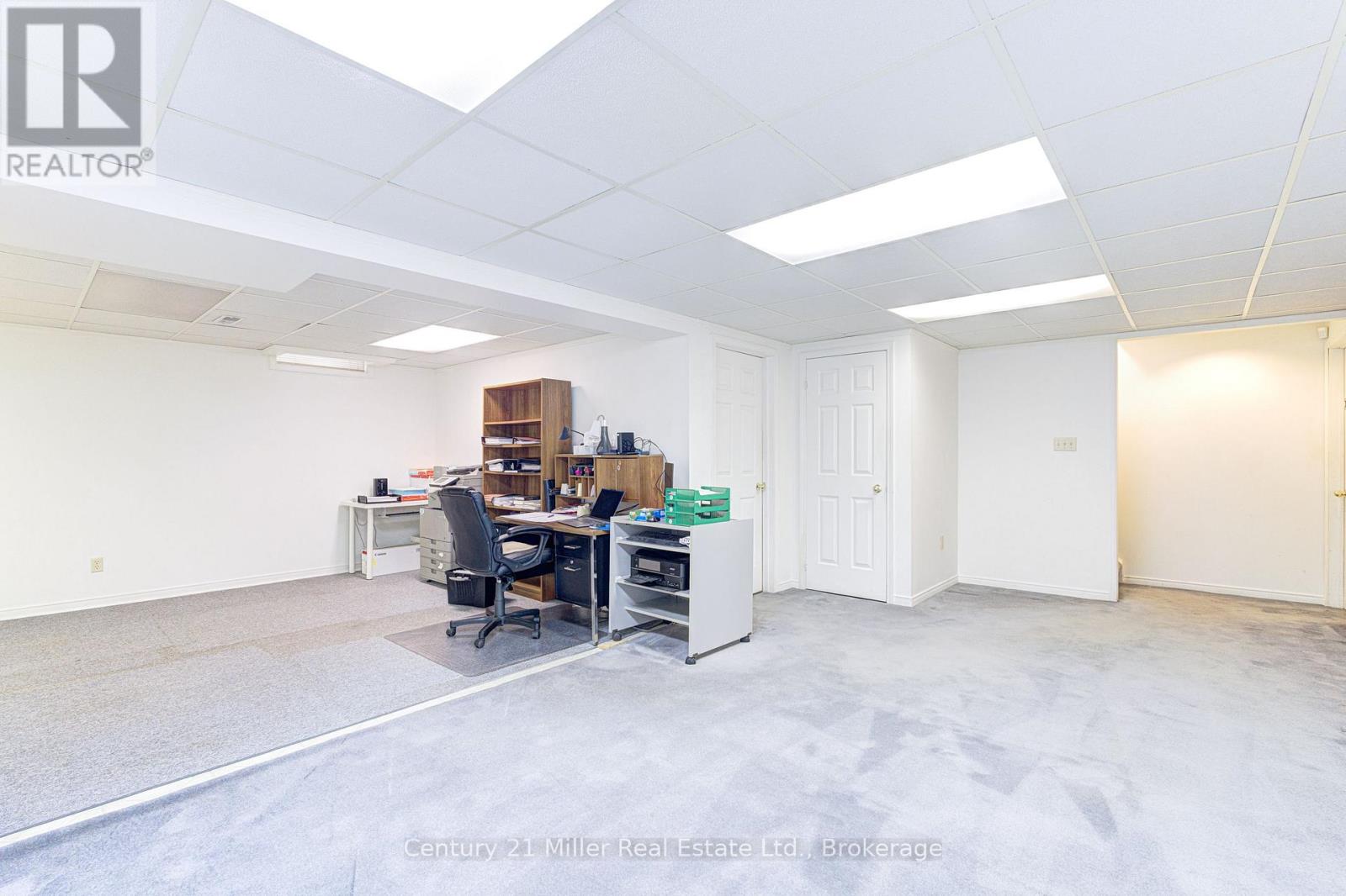 2046 Oxford Avenue, Oakville, Ontario  L6H 4K7 - Photo 36 - W13096620