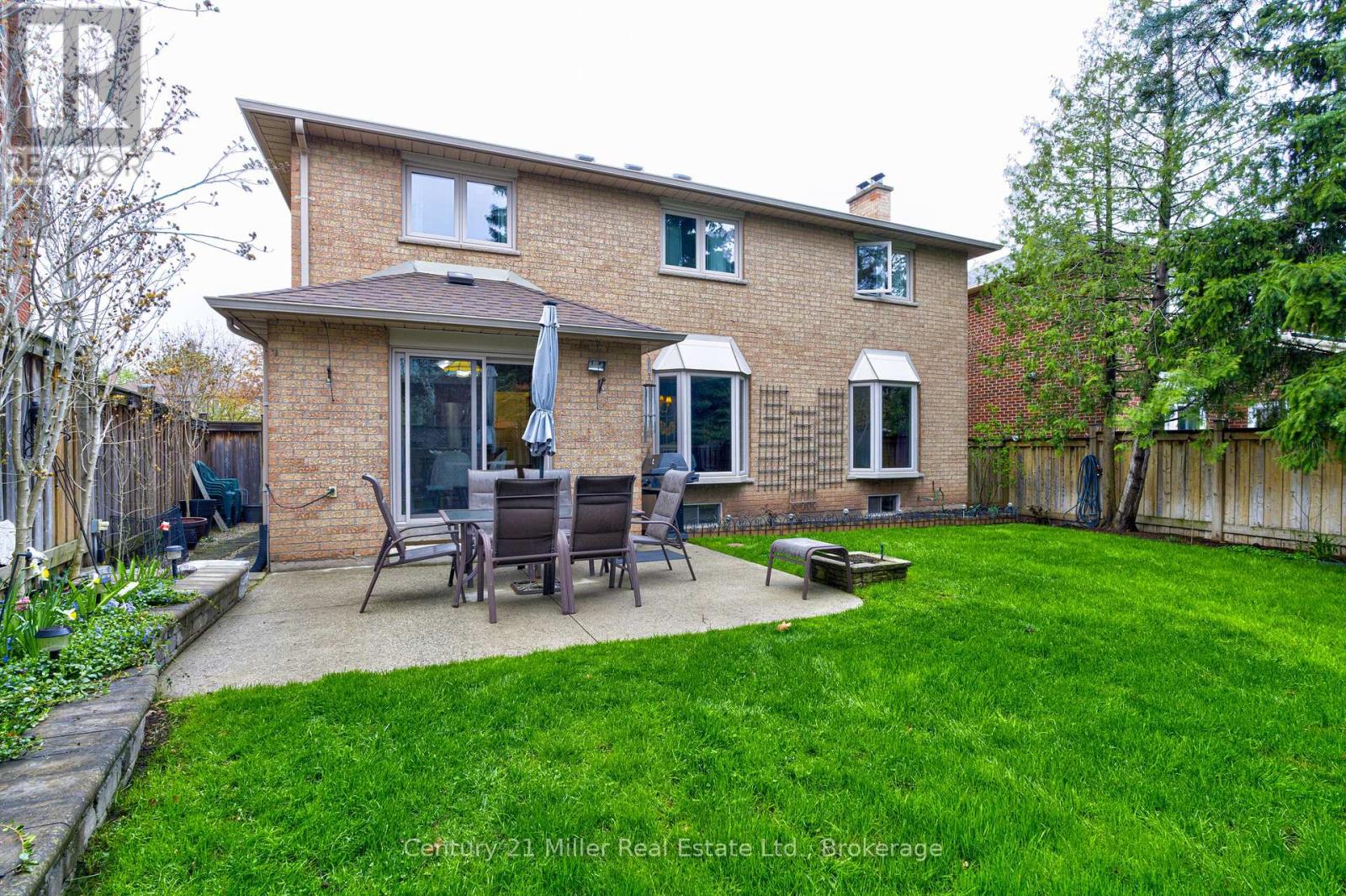 2046 Oxford Avenue, Oakville, Ontario  L6H 4K7 - Photo 42 - W13096620