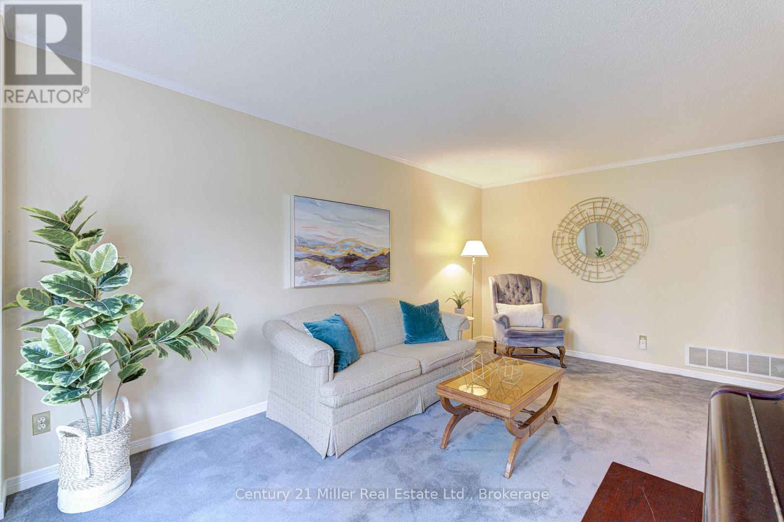 2046 Oxford Avenue, Oakville, Ontario  L6H 4K7 - Photo 7 - W13096620