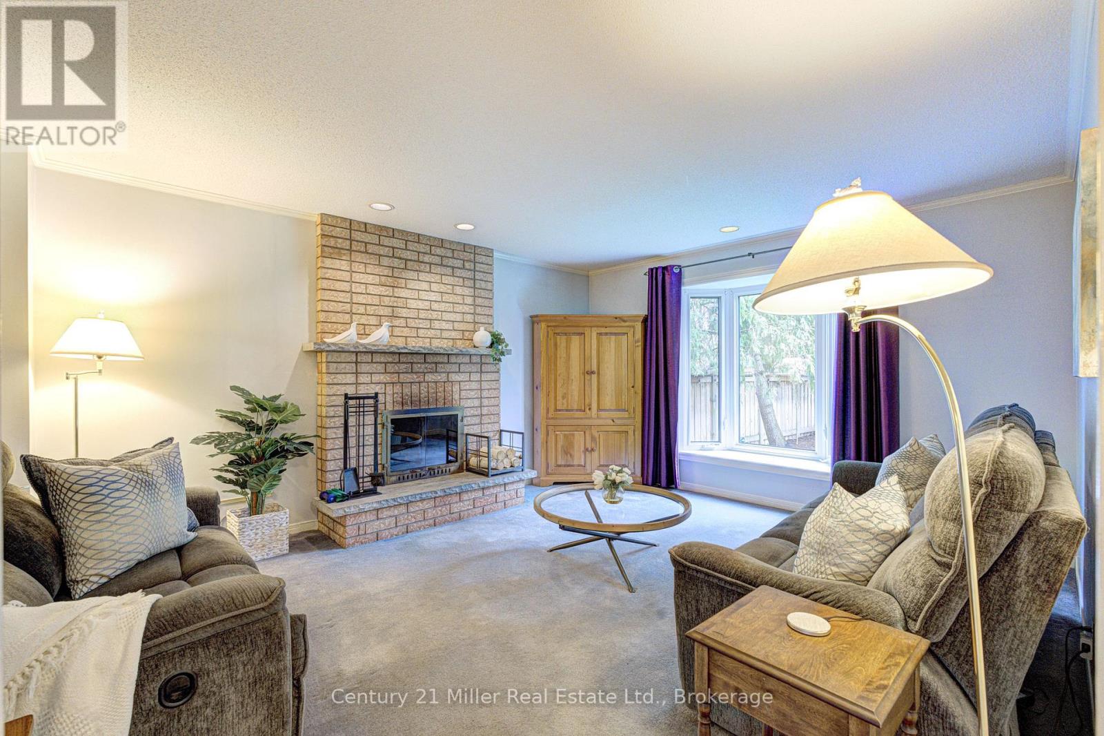2046 Oxford Avenue, Oakville, Ontario  L6H 4K7 - Photo 8 - W13096620