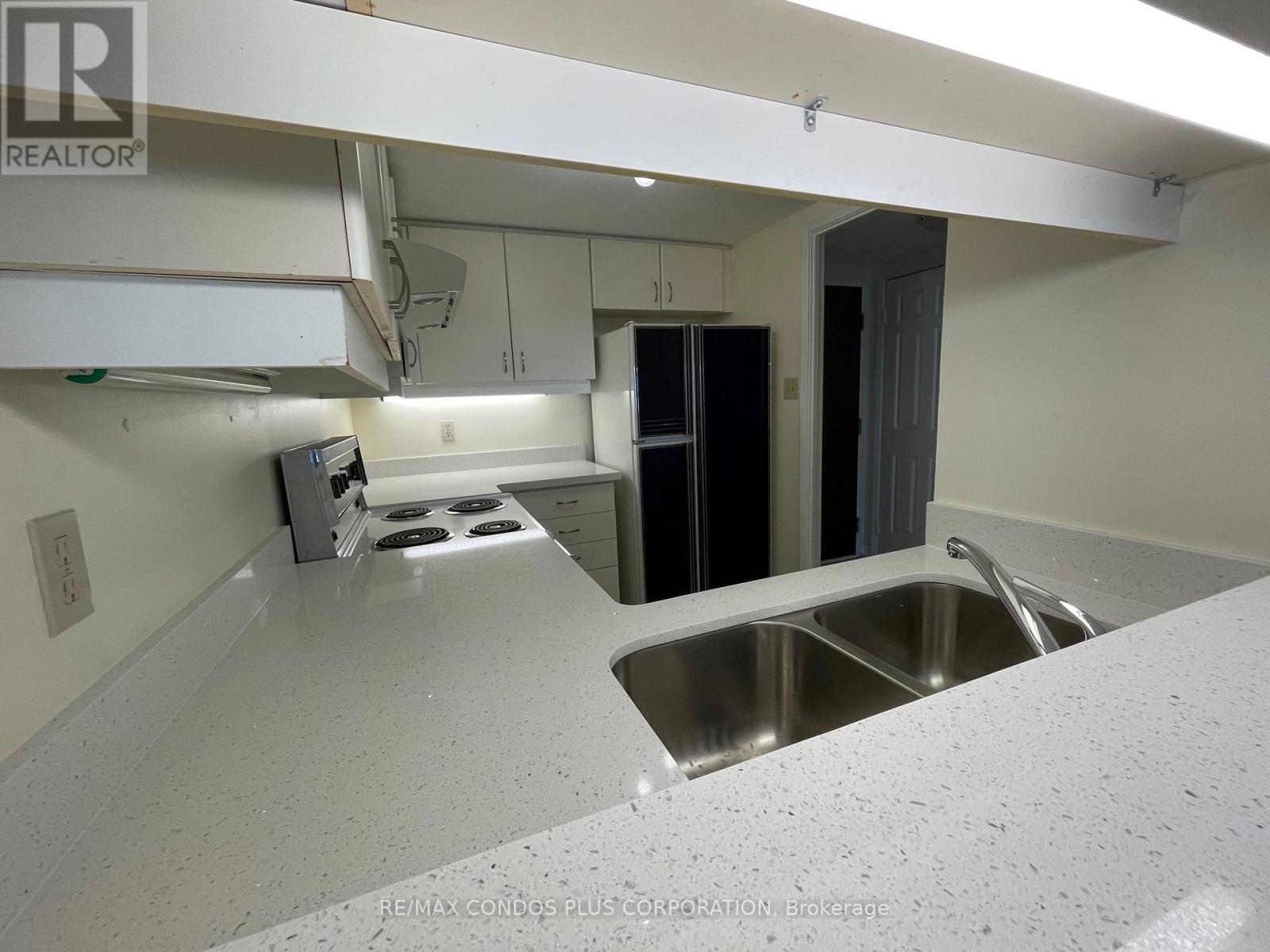 602 - 44 Gerrard Street W, Toronto, Ontario  M5G 2K2 - Photo 11 - C13091106