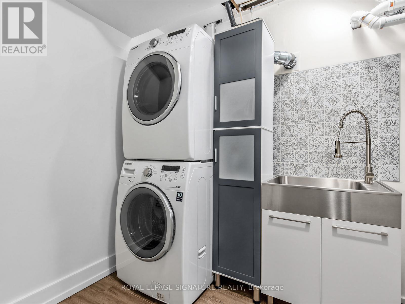 81 Cottonwood Drive, Toronto, Ontario  M3C 2B3 - Photo 20 - C13096284