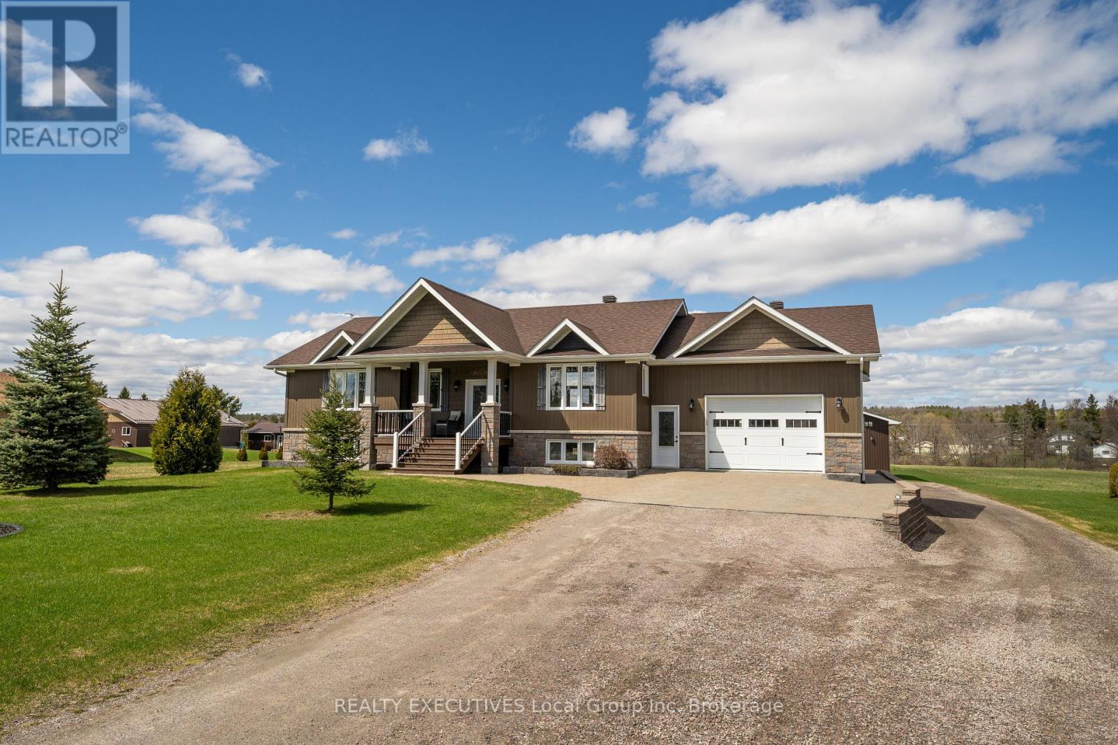 933 Betty Road, West Nipissing, Ontario  P0H 2M0 - Photo 1 - X13096470