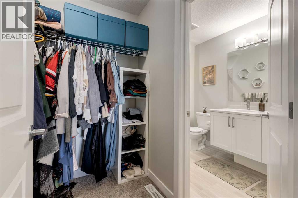 212 Crestbrook Common SW, Calgary, Alberta  T3B 6L1 - Photo 19 - A2308677