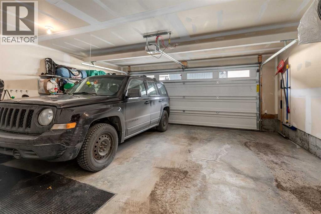 212 Crestbrook Common SW, Calgary, Alberta  T3B 6L1 - Photo 39 - A2308677
