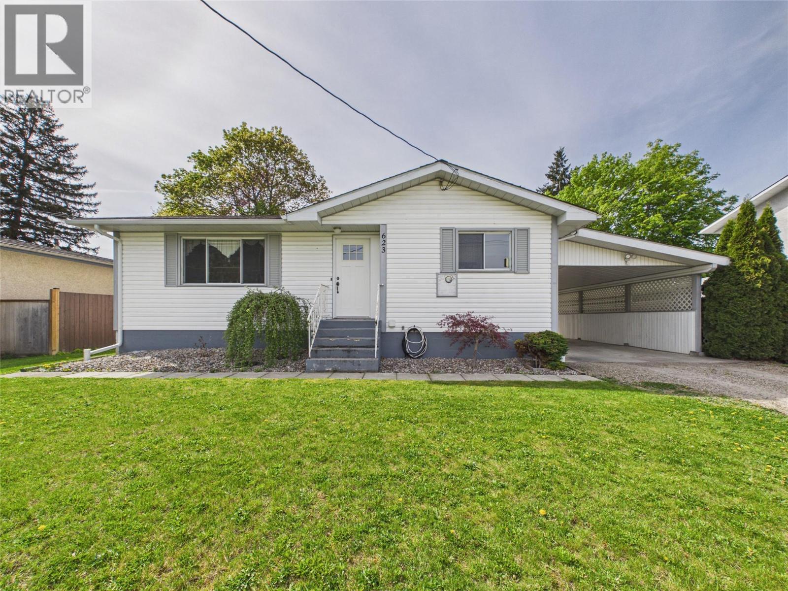 623 Devon Street, Creston, British Columbia  V0B 1G6 - Photo 1 - 10386396