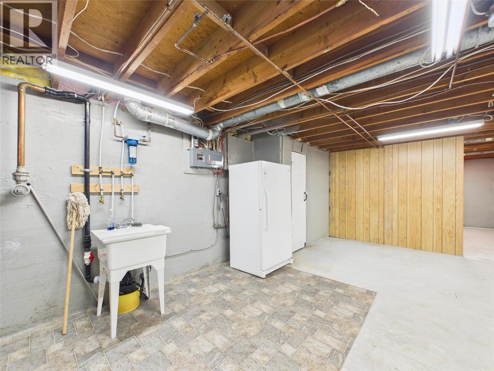 623 Devon Street, Creston, British Columbia  V0B 1G6 - Photo 25 - 10386396