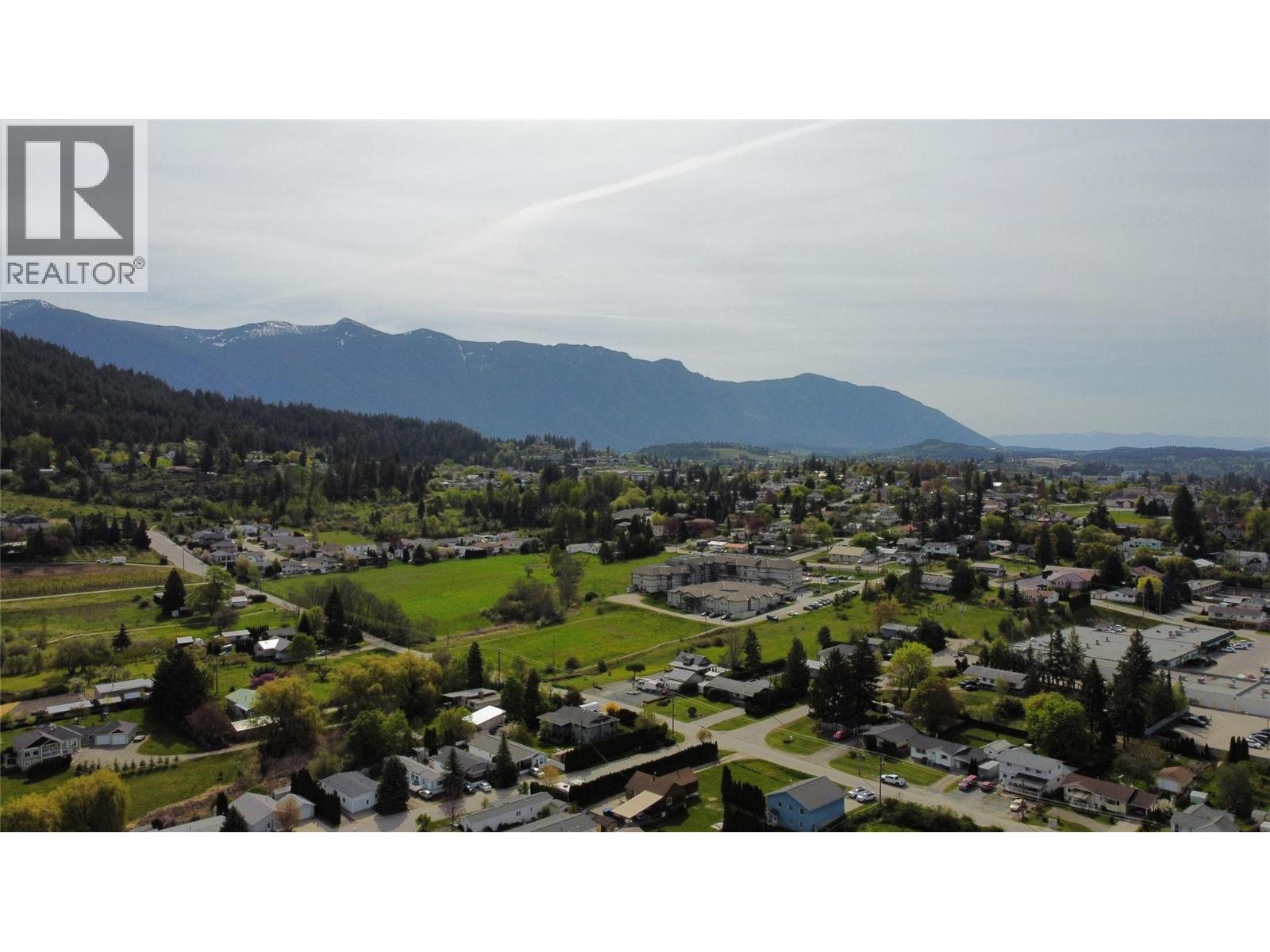 623 Devon Street, Creston, British Columbia  V0B 1G6 - Photo 46 - 10386396