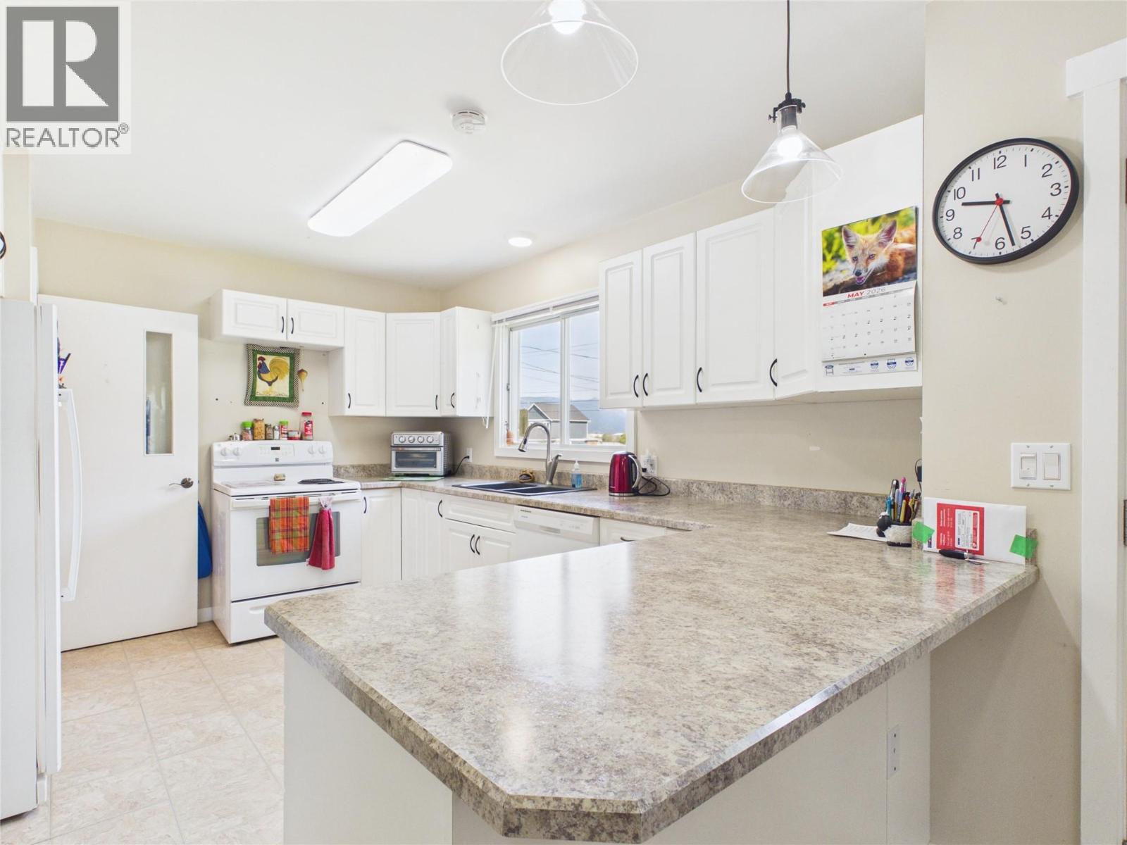 623 Devon Street, Creston, British Columbia  V0B 1G6 - Photo 6 - 10386396