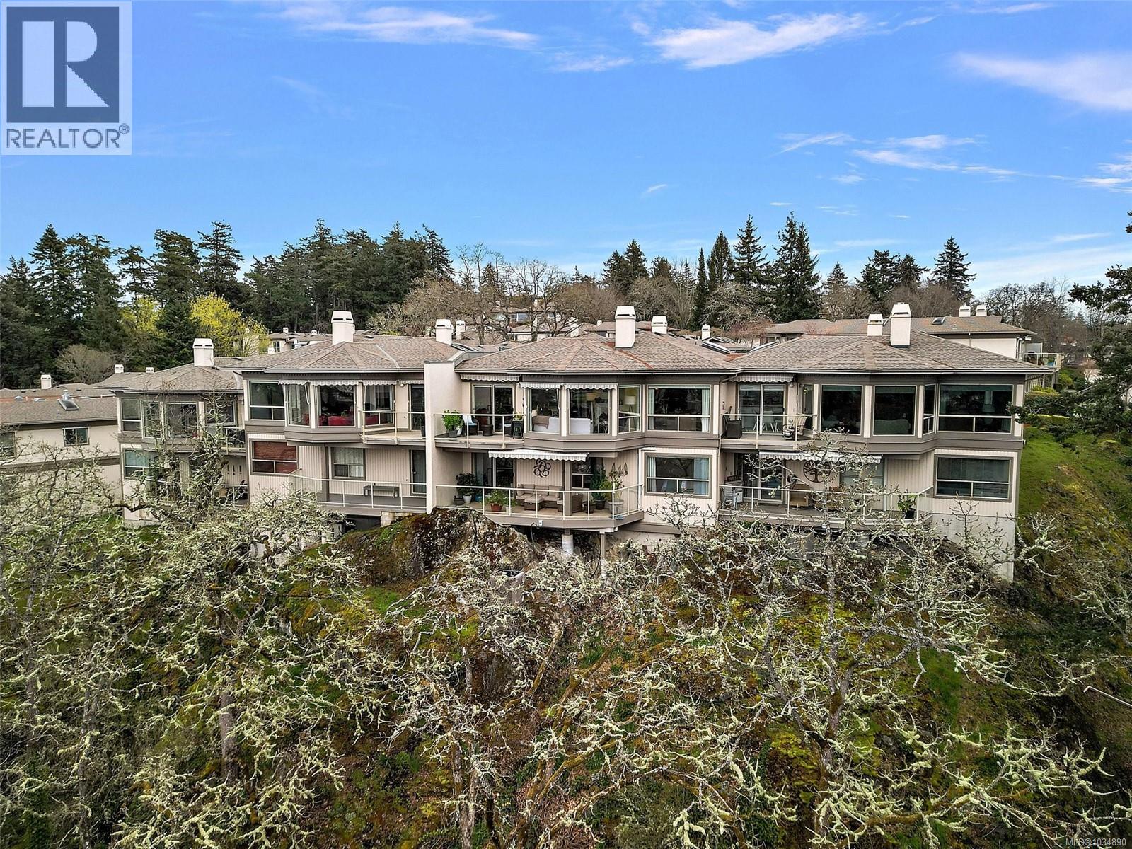 13 4300 Stoneywood Lane, Saanich, British Columbia  V8X 5A5 - Photo 45 - 1034890
