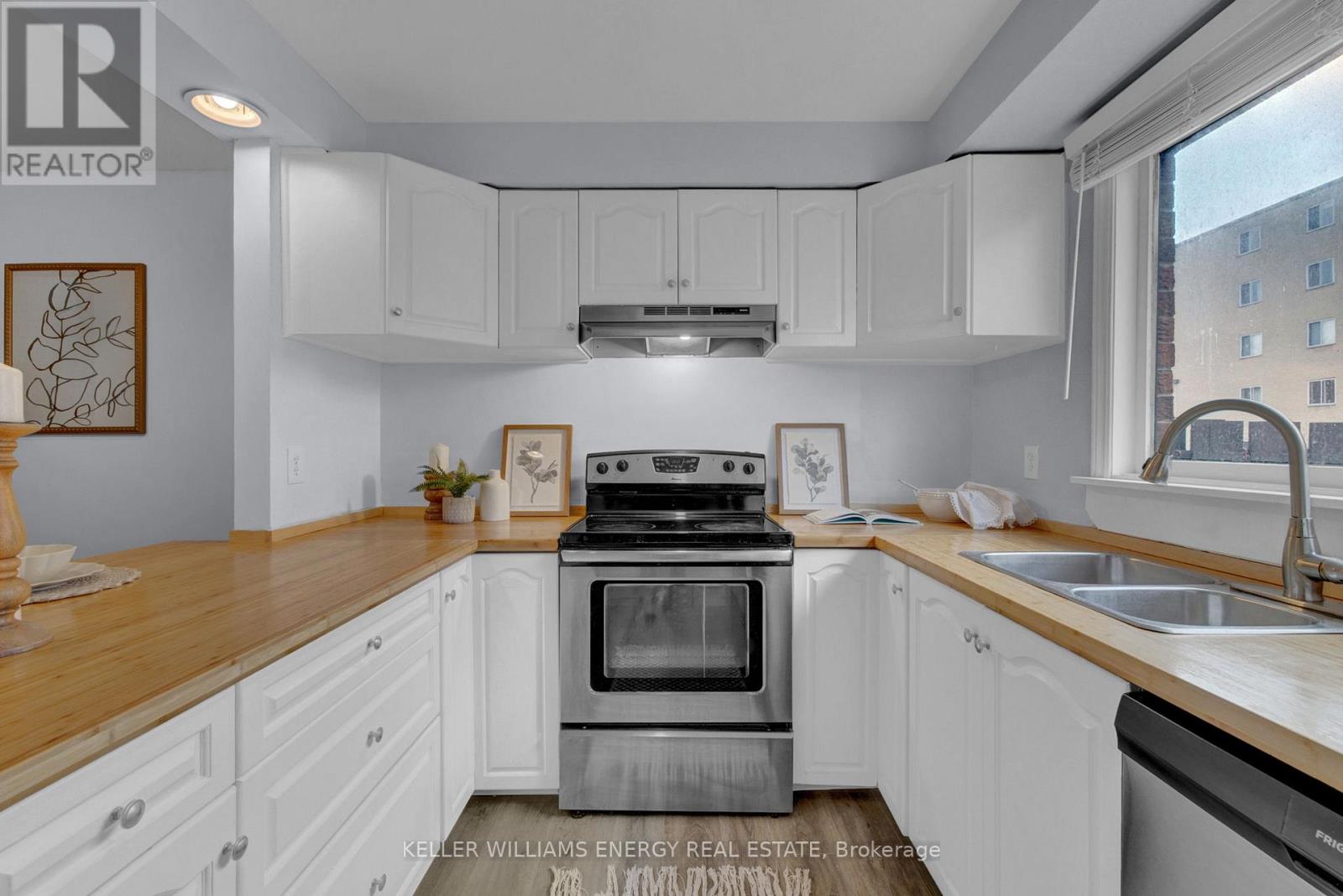 Unit#20 - 960 Glen Street, Oshawa, Ontario  L1J 6E8 - Photo 8 - E13096396