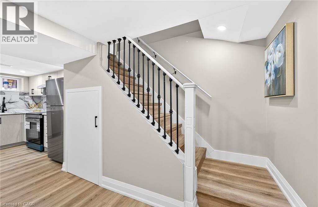 150 Brucedale Avenue E Unit# Lower, Hamilton, Ontario  L9A 1N6 - Photo 3 - 40828073