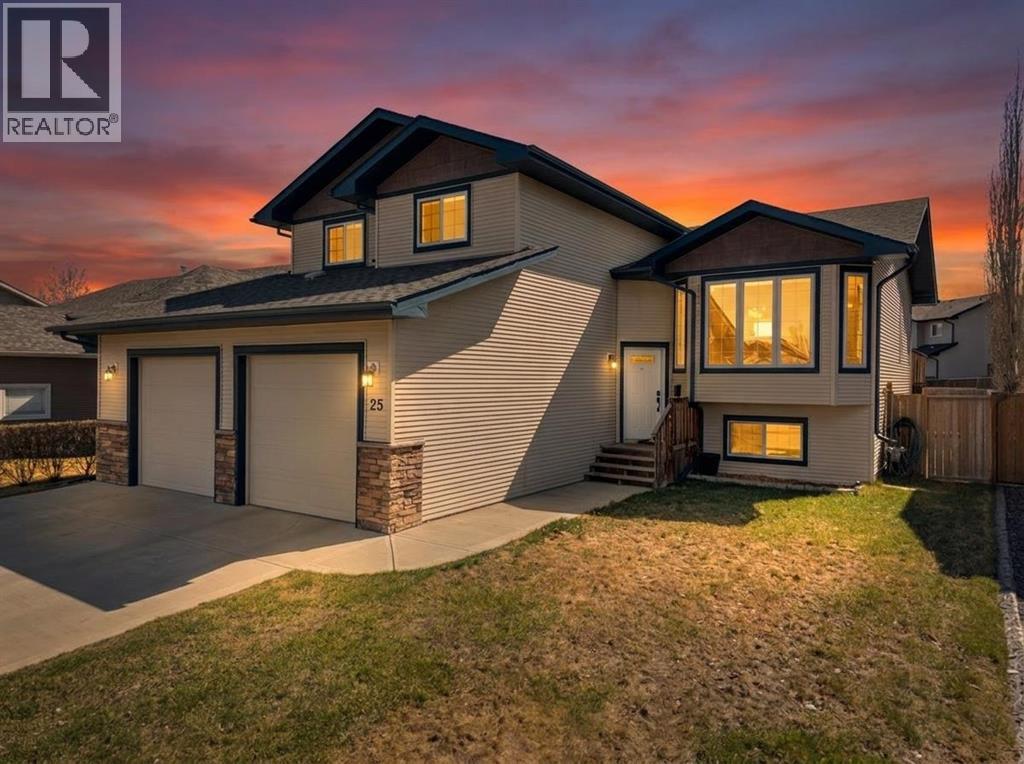 25 Pioneer Way, blackfalds, Alberta