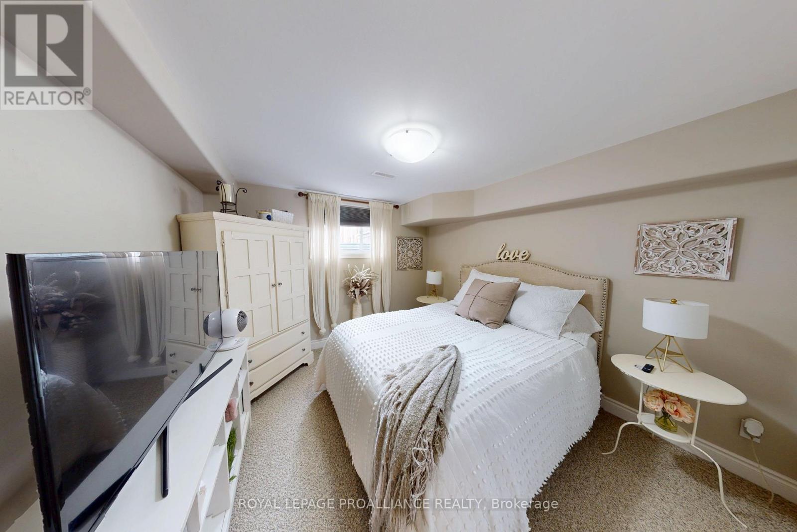 23 Ledgerock Court, Quinte West, Ontario  K8R 0A1 - Photo 16 - X13096442
