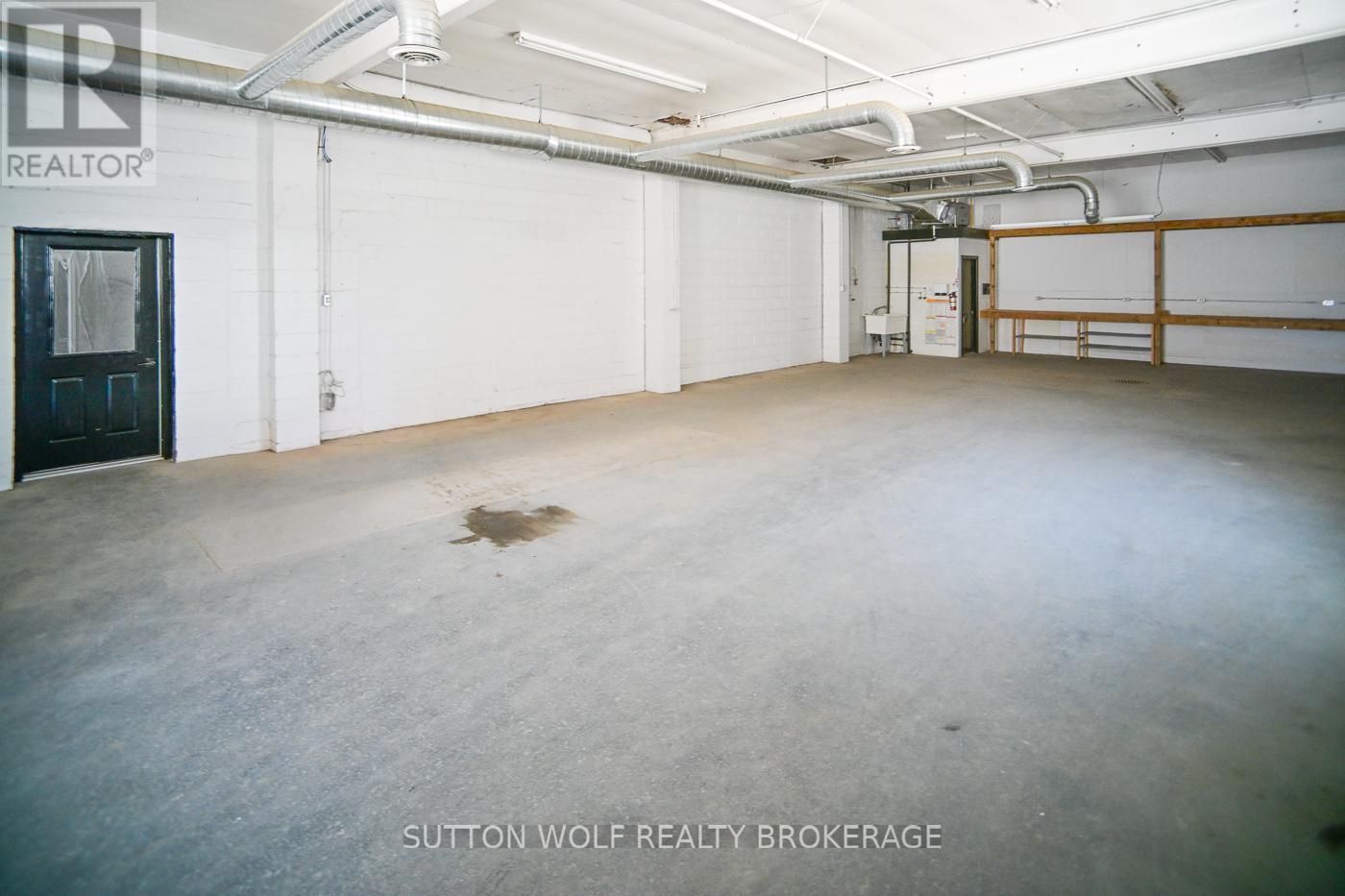 1 - 176 Metcalfe Street E, Strathroy-Caradoc (Sw), Ontario  N7G 1M8 - Photo 5 - X13096512