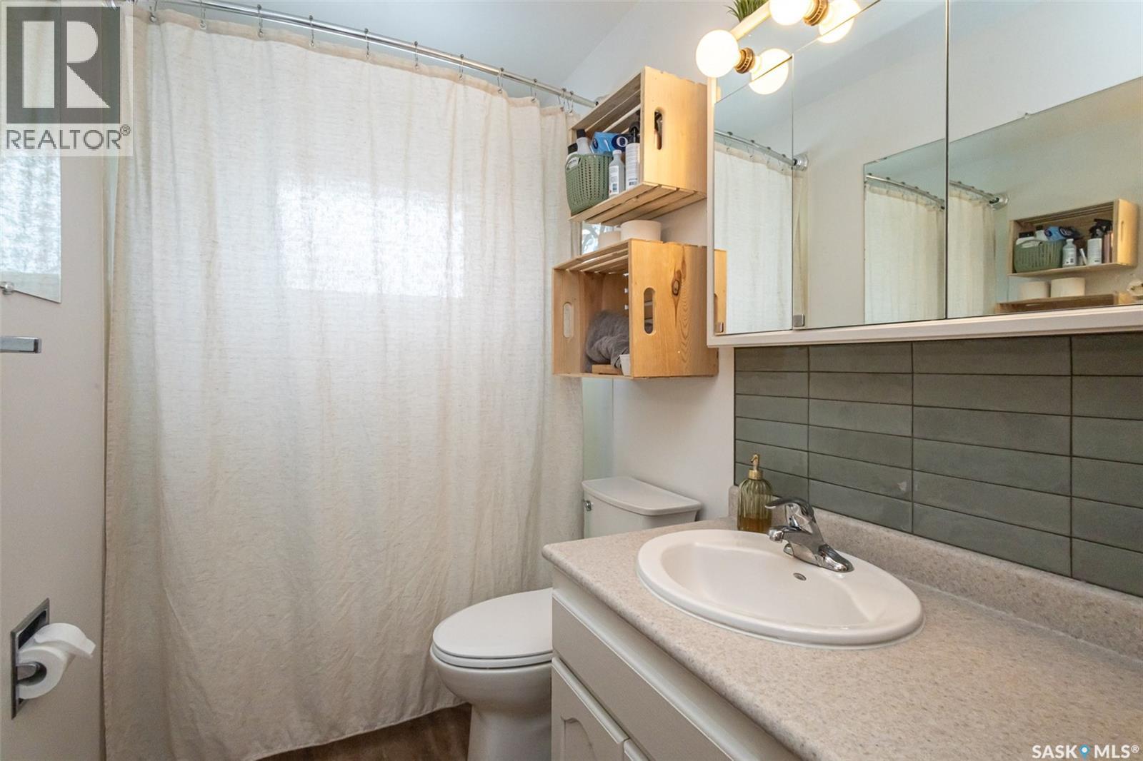 38 Morris Drive, Saskatoon, Saskatchewan  S7L 3T9 - Photo 19 - SK035174