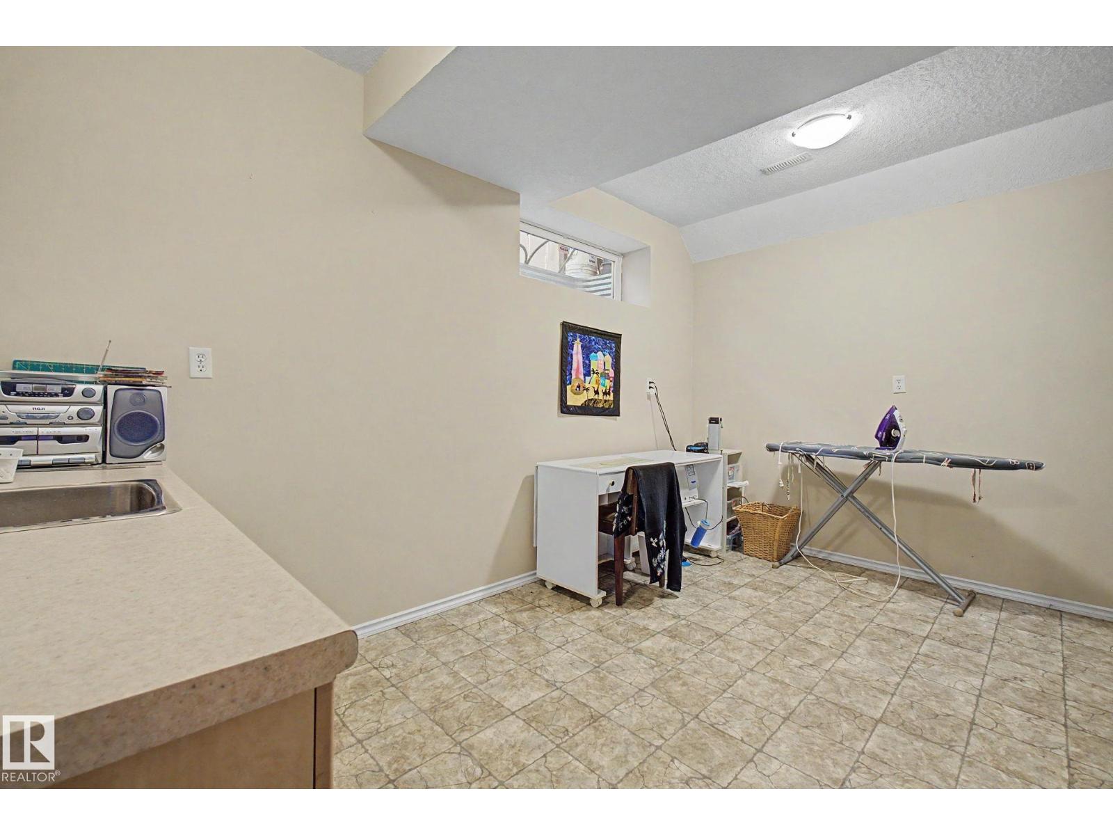 28 Charlton Wy, Sherwood Park, Alberta  T8H 2C7 - Photo 40 - E4486234
