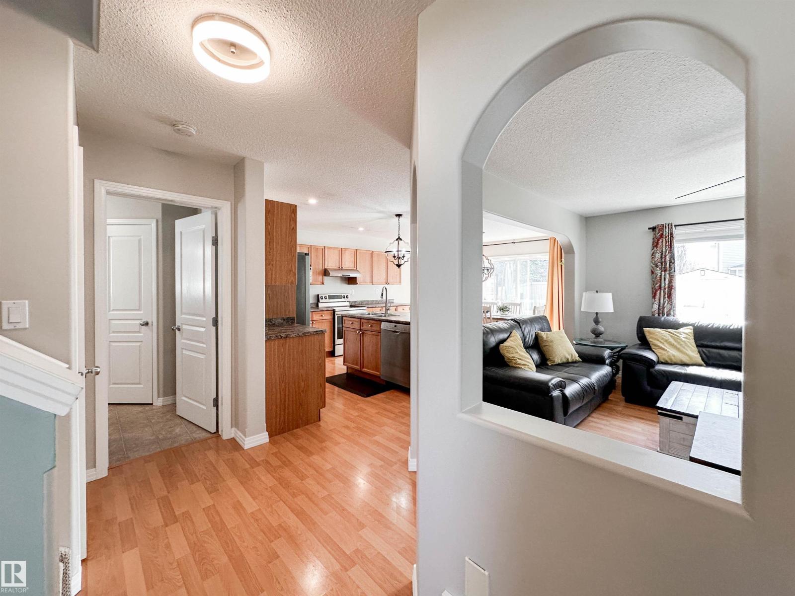 36 Eastgate Wy, St. Albert, Alberta  T8N 7K1 - Photo 5 - E4486238