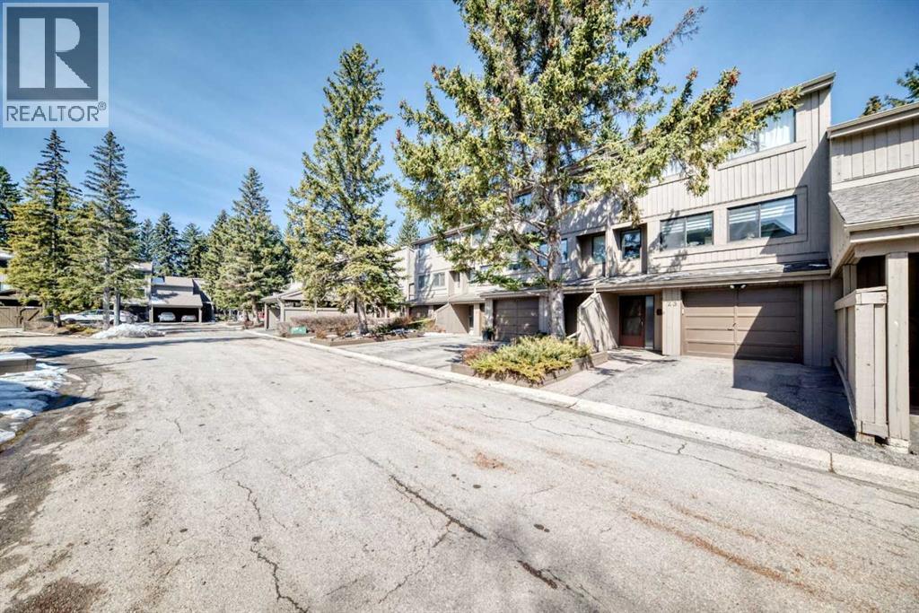 23, 10457 19 Street SW, Calgary, Alberta  T2W 3E6 - Photo 4 - A2303849