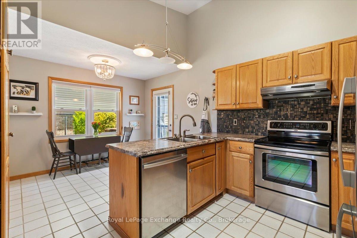 530 Lynden Crescent, Kincardine, Ontario  N2Z 3B1 - Photo 9 - X13096552