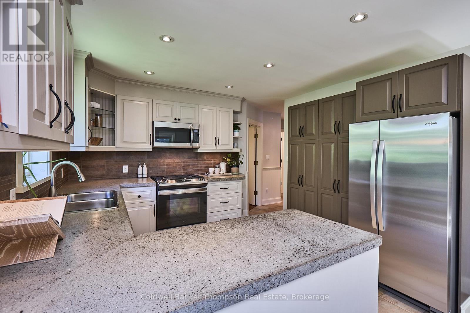 440 Chub Lake Road, Huntsville, Ontario  P1H 2J3 - Photo 17 - X13096678