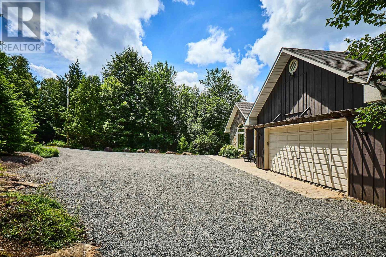 440 Chub Lake Road, Huntsville, Ontario  P1H 2J3 - Photo 44 - X13096678