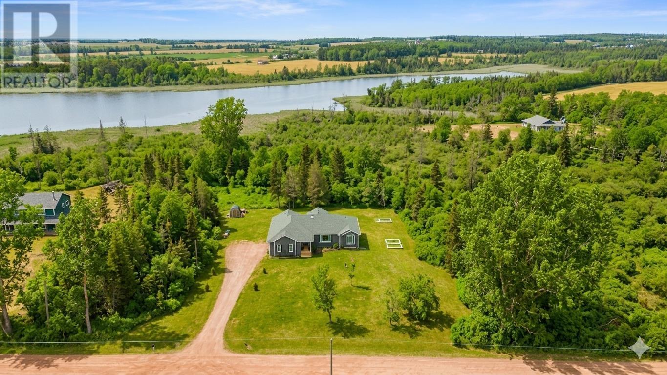 222 Murphy Road, Clermont, Prince Edward Island  C0B 1M0 - Photo 5 - 202601413