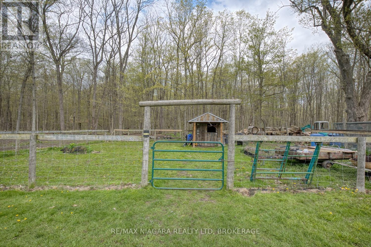 662 Empire Road, Port Colborne, Ontario  L0S 1R0 - Photo 35 - X13096548
