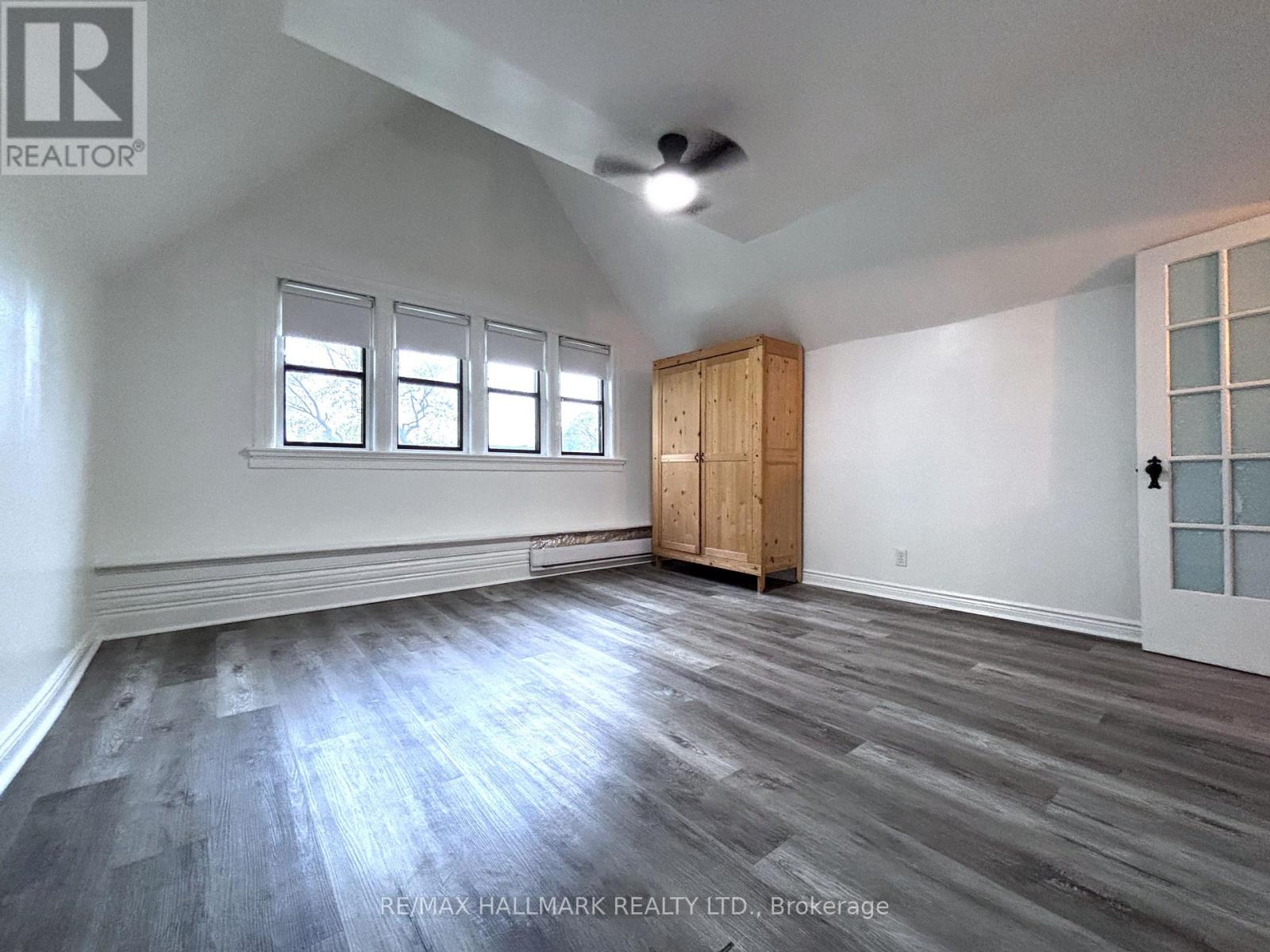 3rd Fl - 55 Brunswick Ave   3rd Avenue, Toronto, Ontario  M5S 2L8 - Photo 6 - C13096402