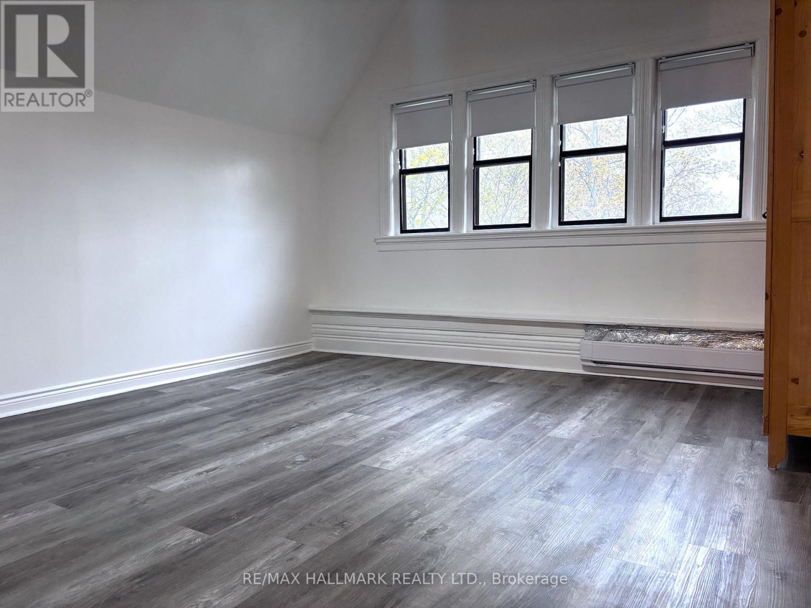 3rd Fl - 55 Brunswick Ave   3rd Avenue, Toronto, Ontario  M5S 2L8 - Photo 7 - C13096402