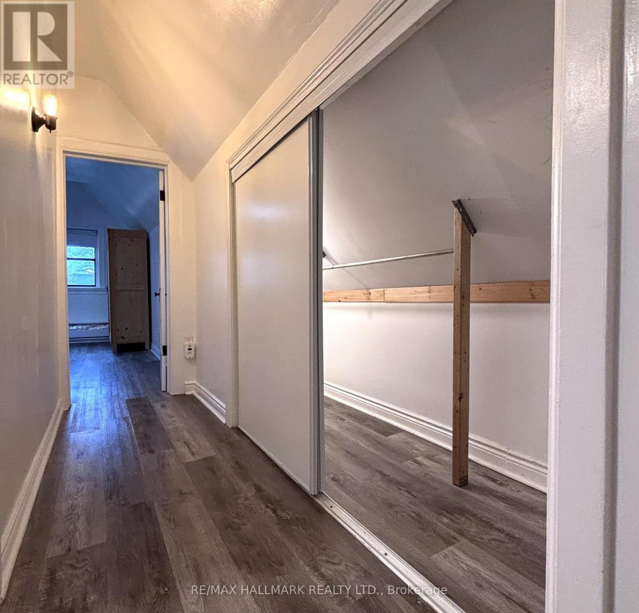 3rd Fl - 55 Brunswick Ave   3rd Avenue, Toronto, Ontario  M5S 2L8 - Photo 9 - C13096402