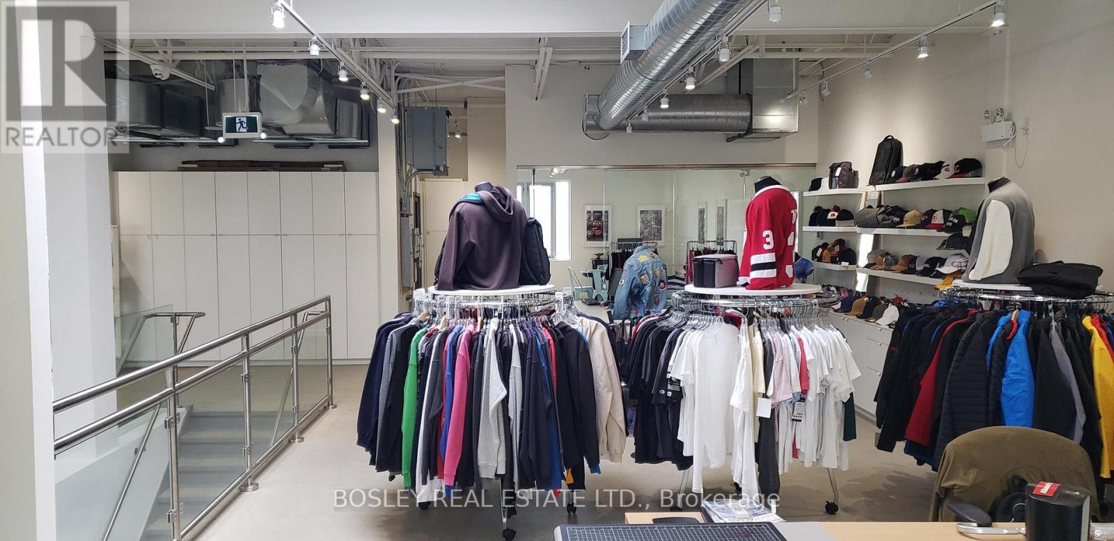 205/206 - 41 Industrial Street, Toronto, Ontario  M4G 1Z2 - Photo 11 - C13096418