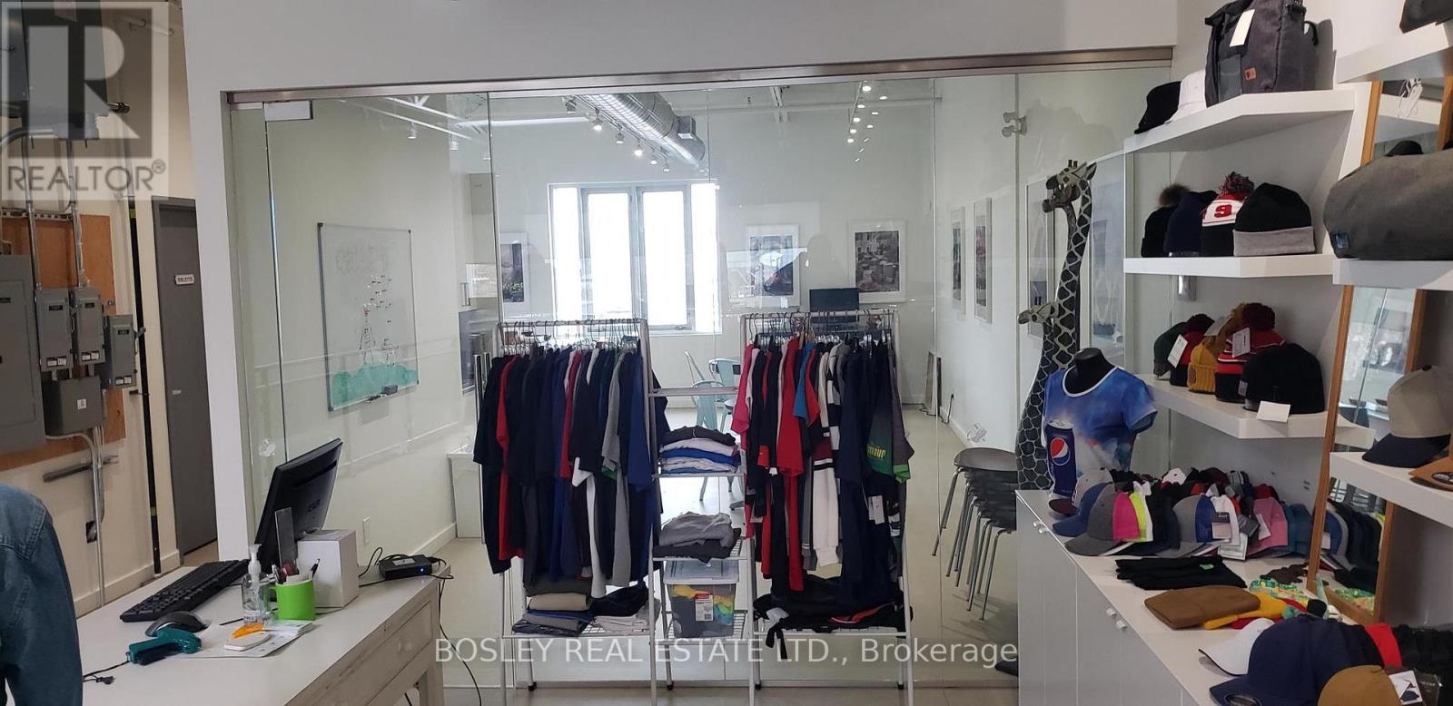 205/206 - 41 Industrial Street, Toronto, Ontario  M4G 1Z2 - Photo 18 - C13096418