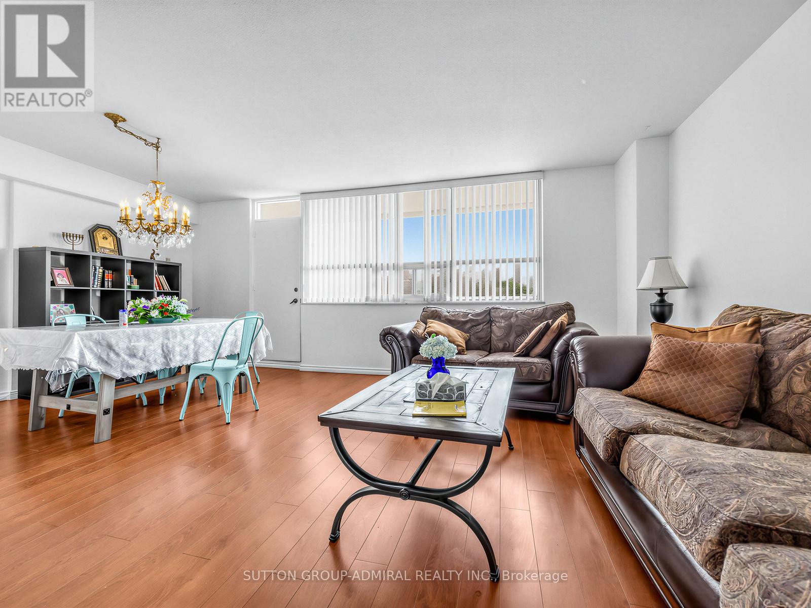 505 - 130 Neptune Drive, Toronto, Ontario  M6A 1X5 - Photo 3 - C13096462