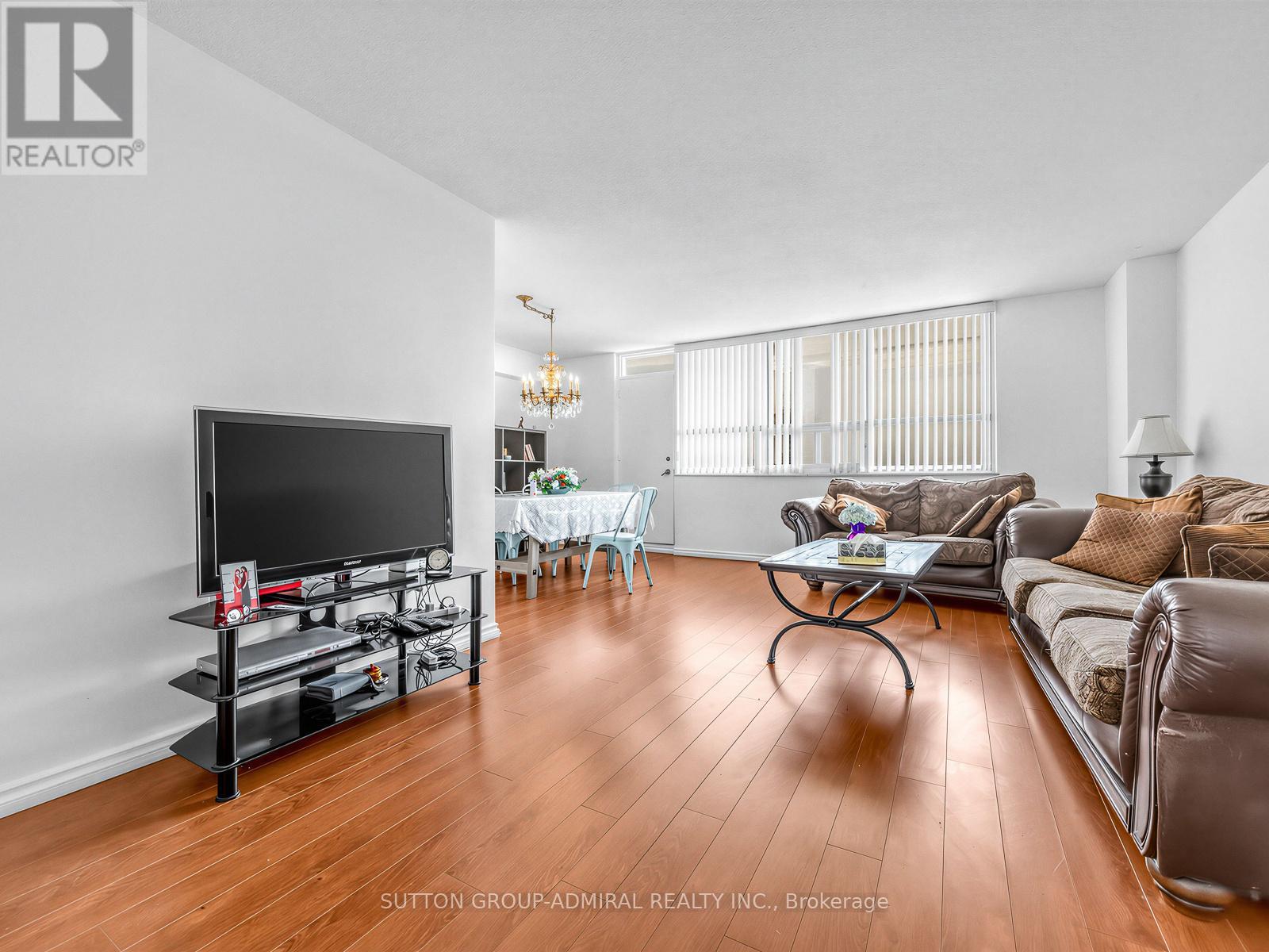505 - 130 Neptune Drive, Toronto, Ontario  M6A 1X5 - Photo 9 - C13096462