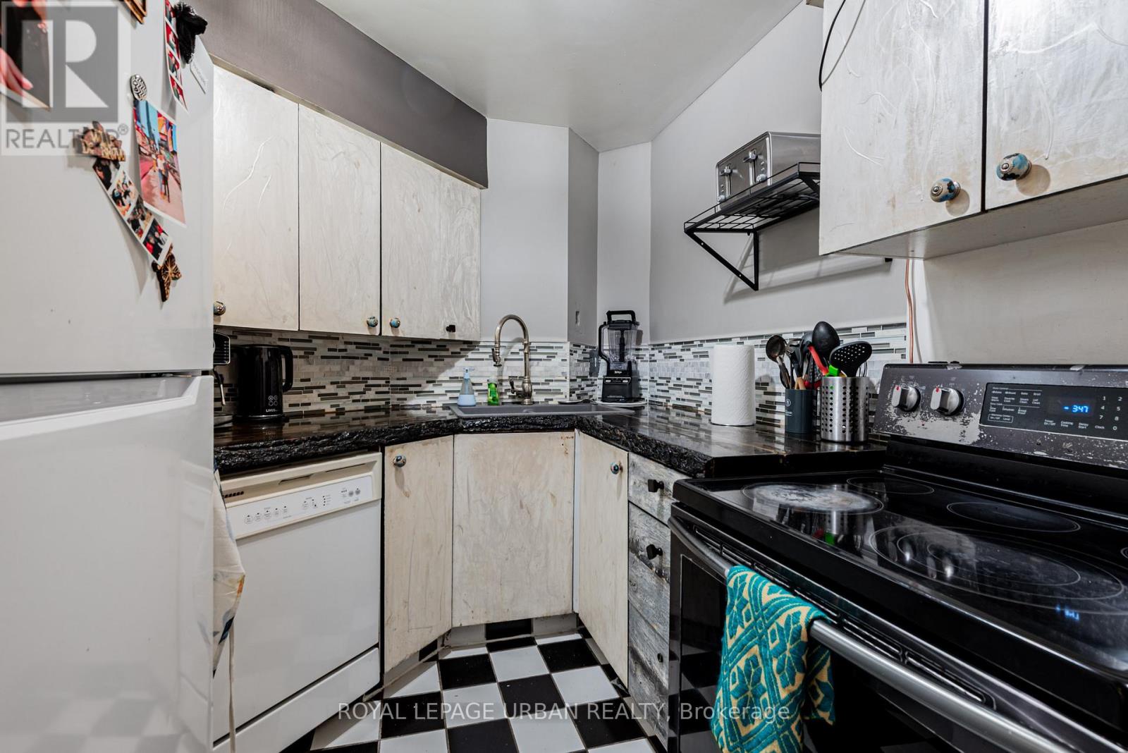 505 - 25 Maitland Street, Toronto, Ontario  M4Y 2W1 - Photo 11 - C13096578