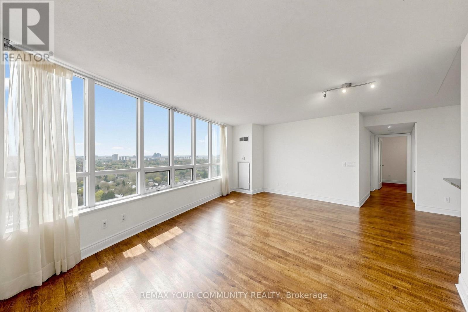 2206 - 15 Greeview Avenue, Toronto, Ontario  M2M 4M7 - Photo 13 - C13096636