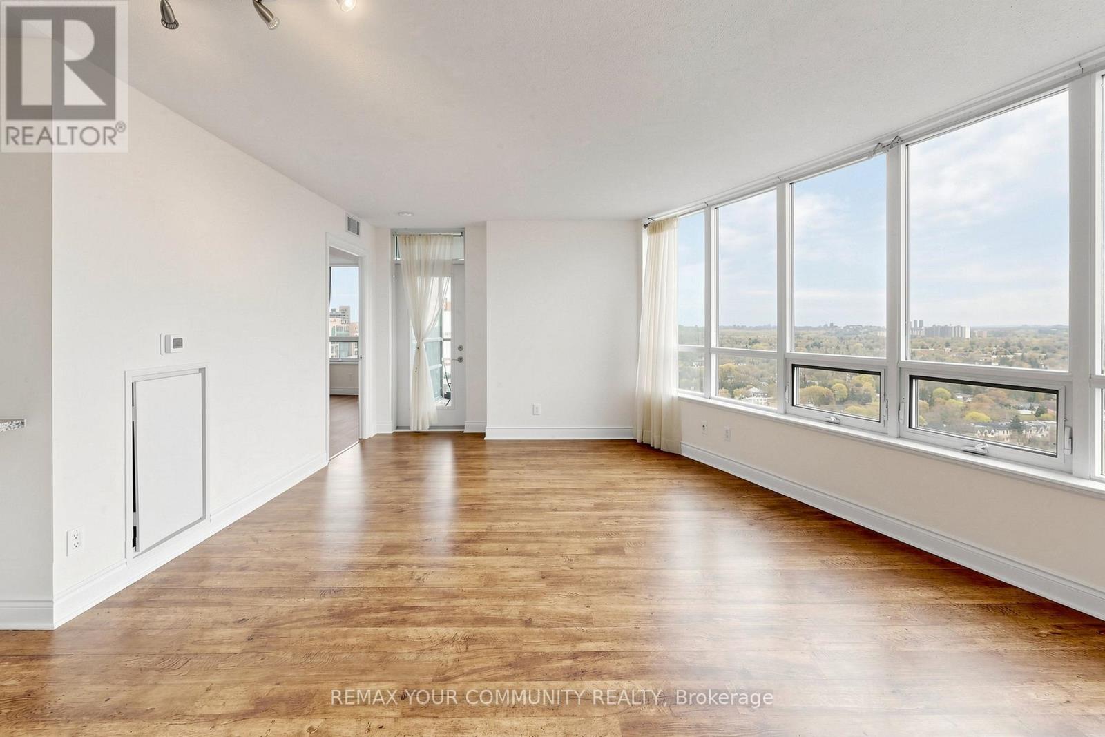 2206 - 15 Greeview Avenue, Toronto, Ontario  M2M 4M7 - Photo 14 - C13096636