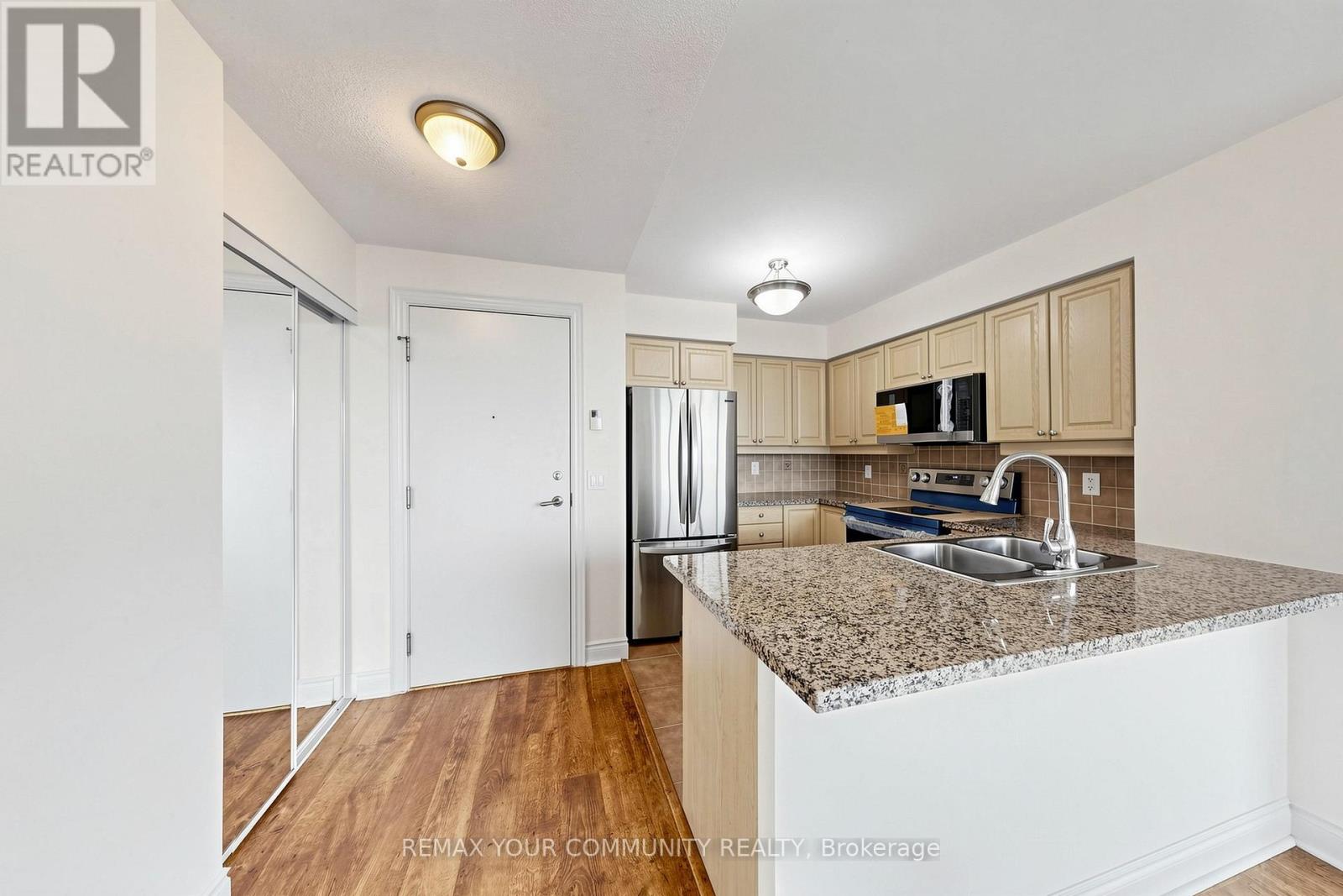 2206 - 15 Greeview Avenue, Toronto, Ontario  M2M 4M7 - Photo 18 - C13096636