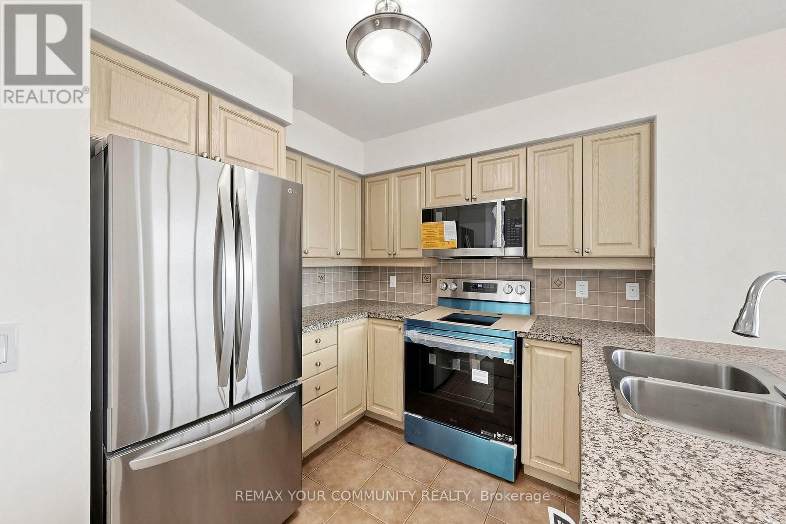 2206 - 15 Greeview Avenue, Toronto, Ontario  M2M 4M7 - Photo 19 - C13096636