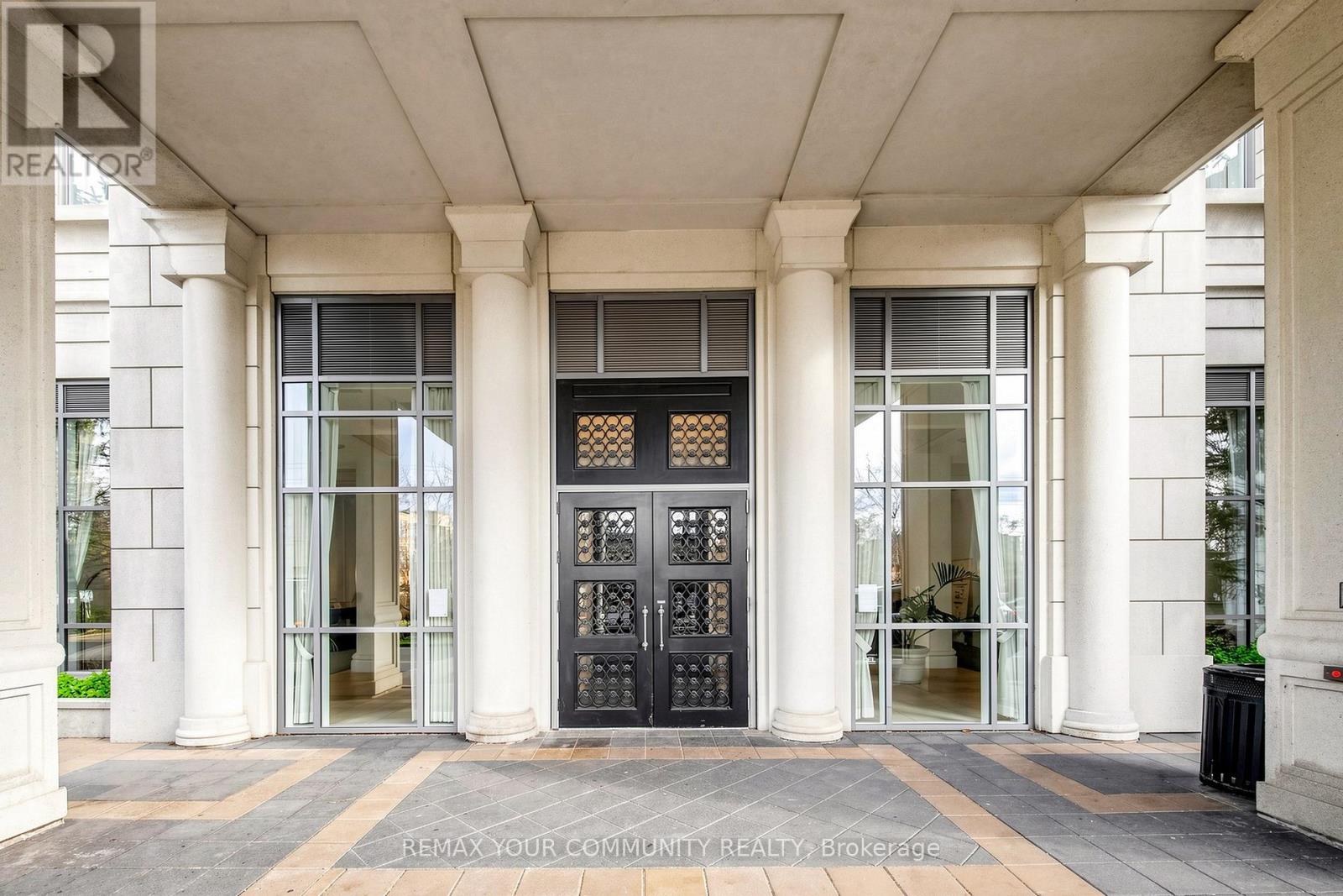 2206 - 15 Greeview Avenue, Toronto, Ontario  M2M 4M7 - Photo 2 - C13096636