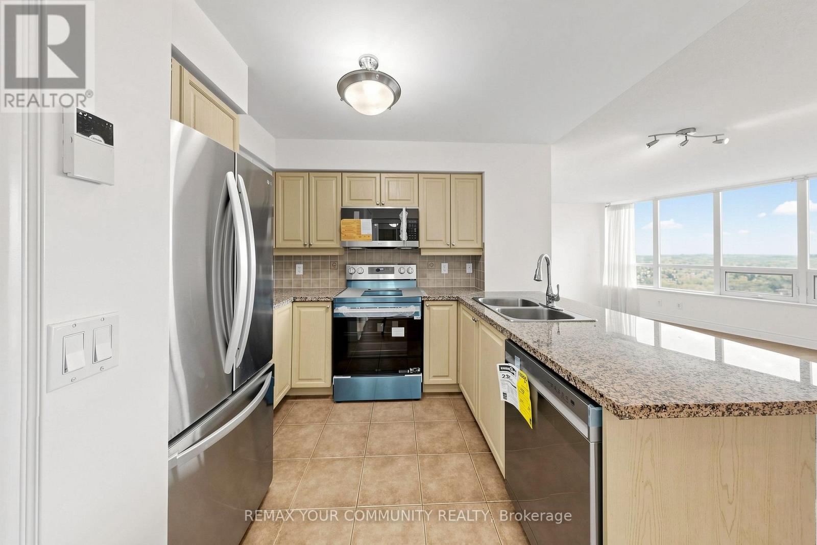 2206 - 15 Greeview Avenue, Toronto, Ontario  M2M 4M7 - Photo 20 - C13096636