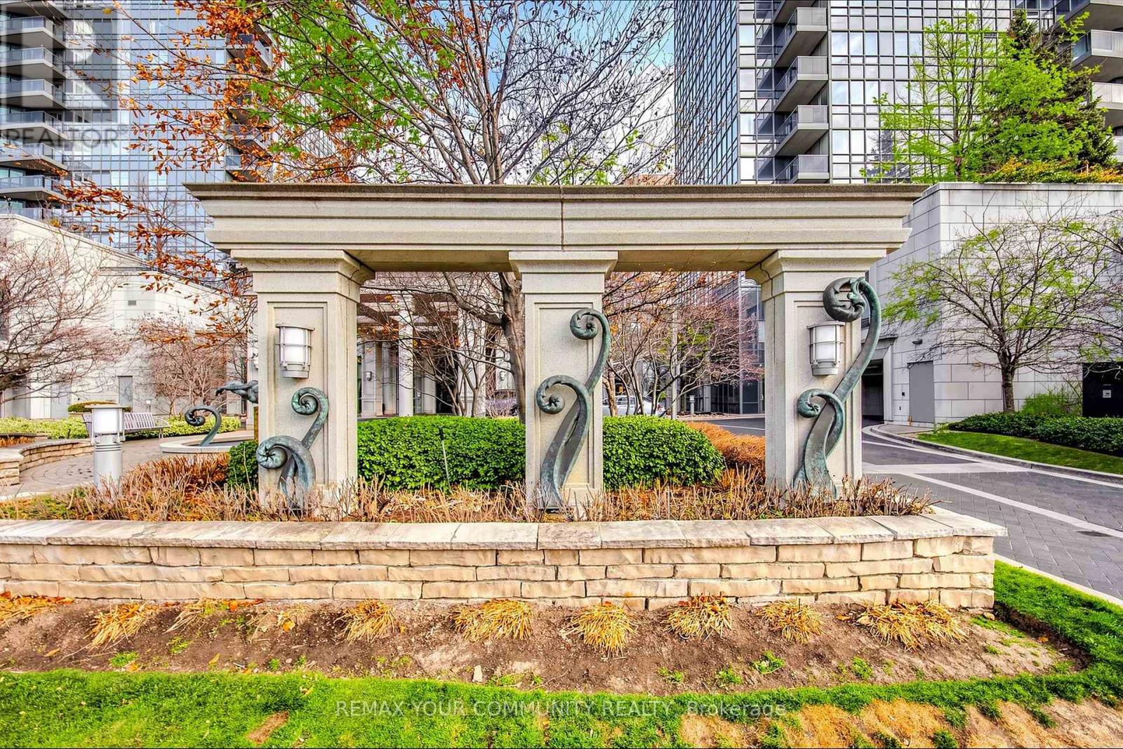 2206 - 15 Greeview Avenue, Toronto, Ontario  M2M 4M7 - Photo 43 - C13096636