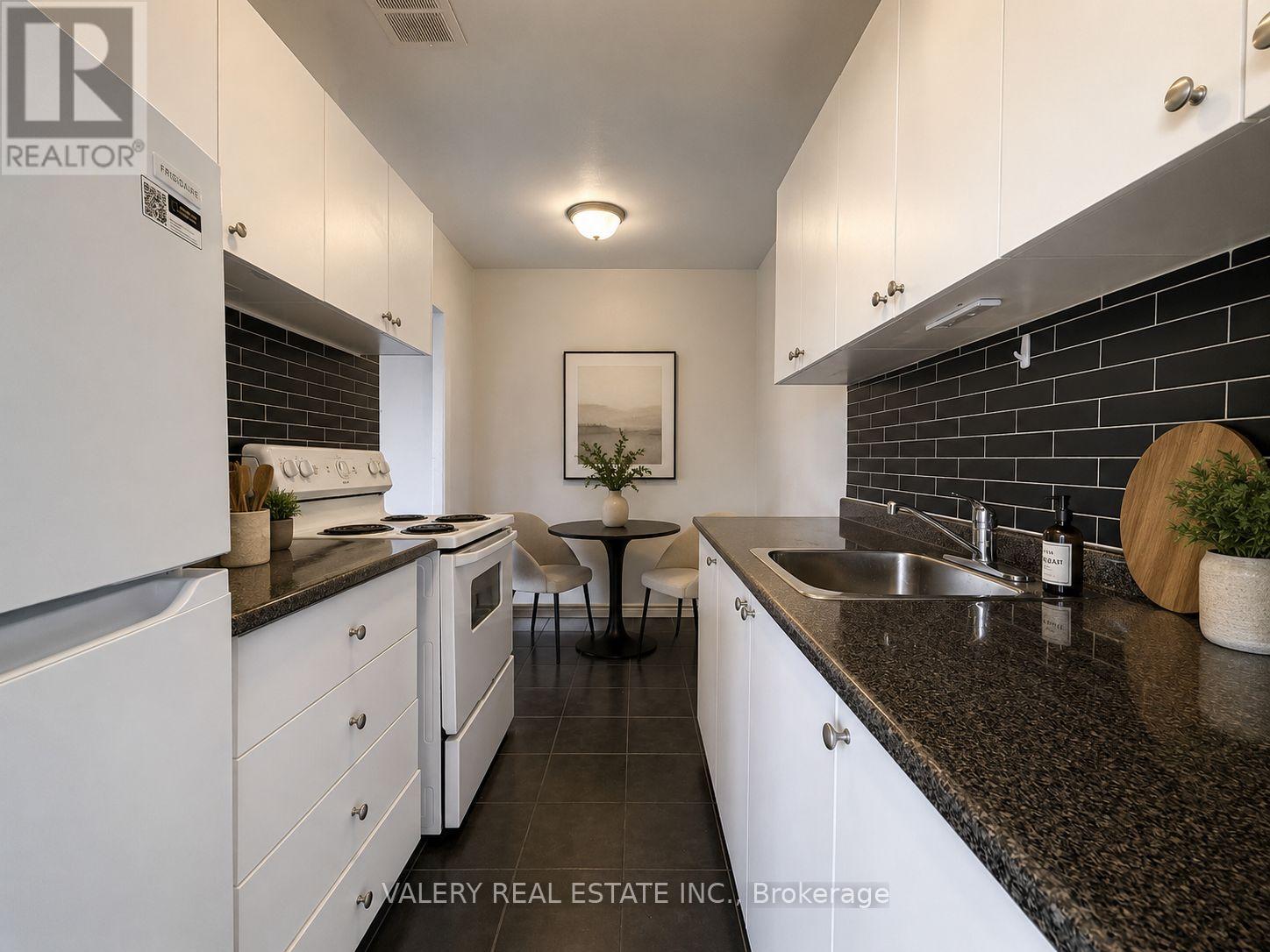 216 - 35 Confederation Drive, Toronto, Ontario  M1G 1A2 - Photo 2 - E13096448